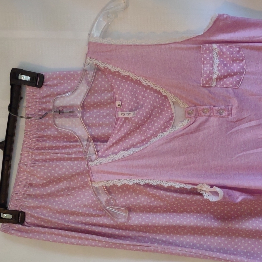 Body Touch woman's pink dotted pajamas